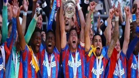 泰山迎战客家：郑铮领衔，五位外援坐镇，四位国脚待命出征